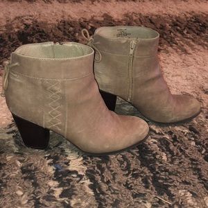 Creamy tan heeled ankle booties